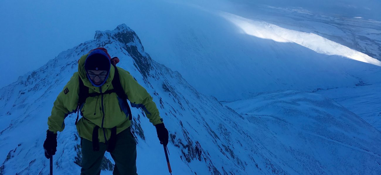 On Sharp Edge winter-mountaineering-courses